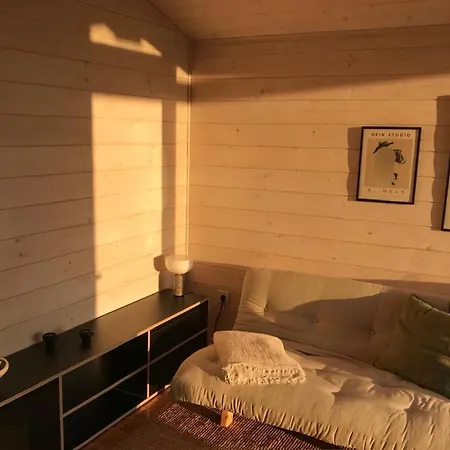 104-tinyhouse Mit Wiesenblick ブレッケーデ